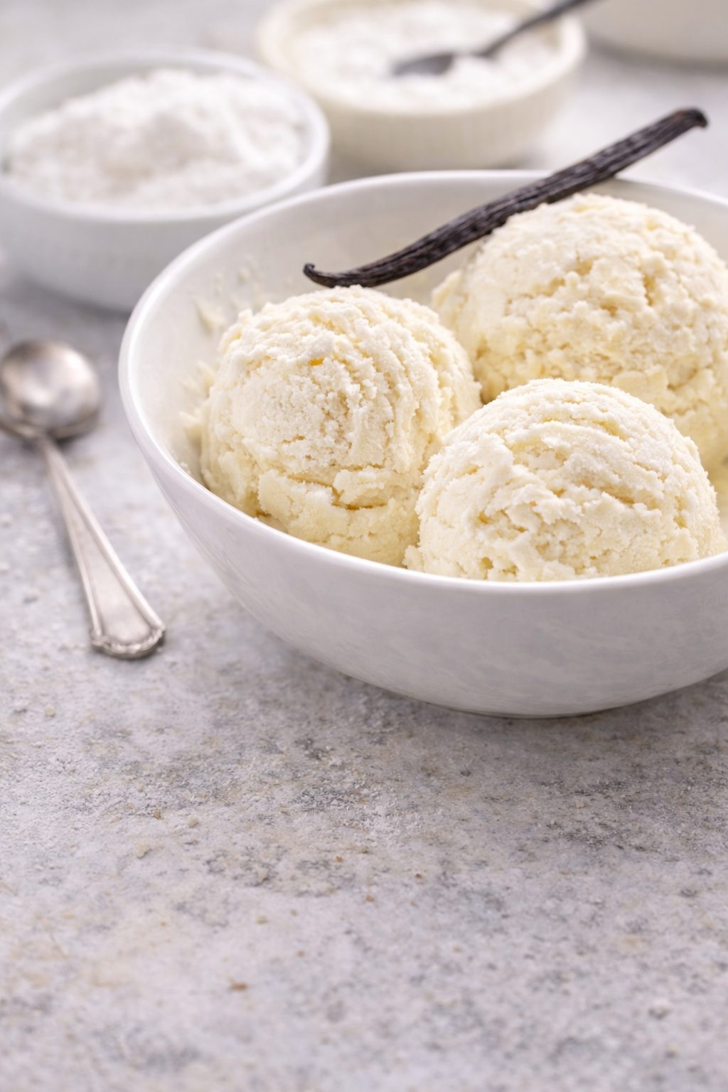 Keto sladoled (pavlaka + vanila)